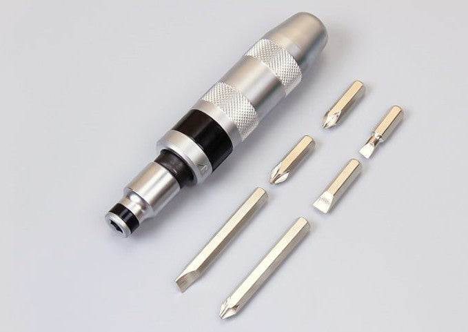 Beragadt csavar eltávolító készlet