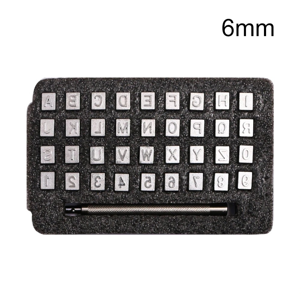 Betűnyomó ABC és számok bőrhöz.