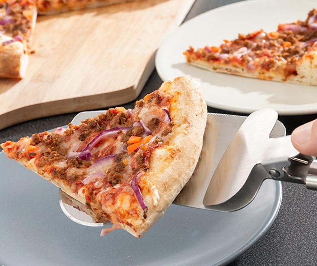 Pizzaszeletelő