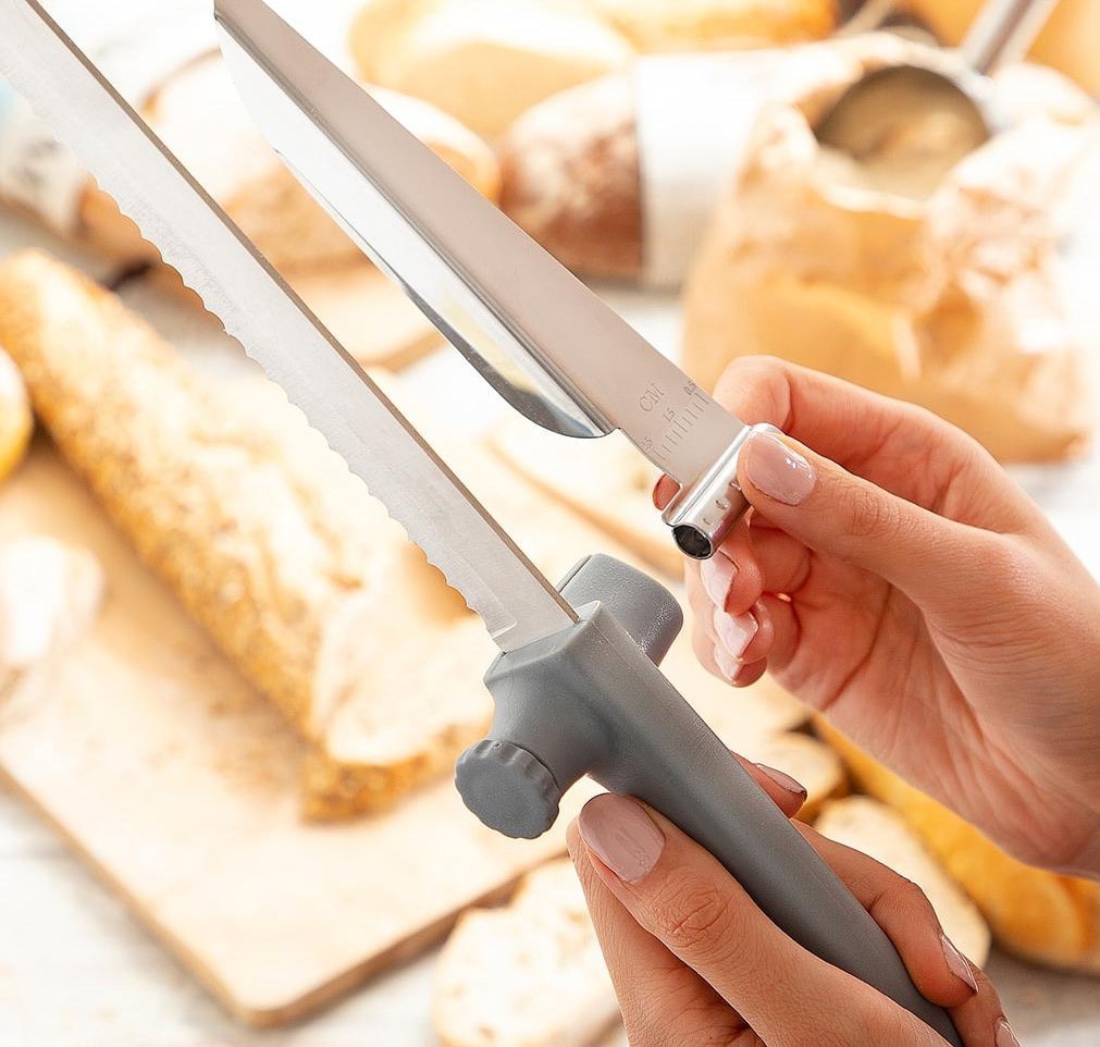 Kenyérszeletelő kés állítható vágásvezetővel (InnovaGoods)