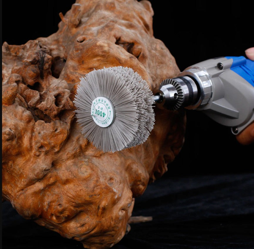 Polírozókefe fabútorokhoz