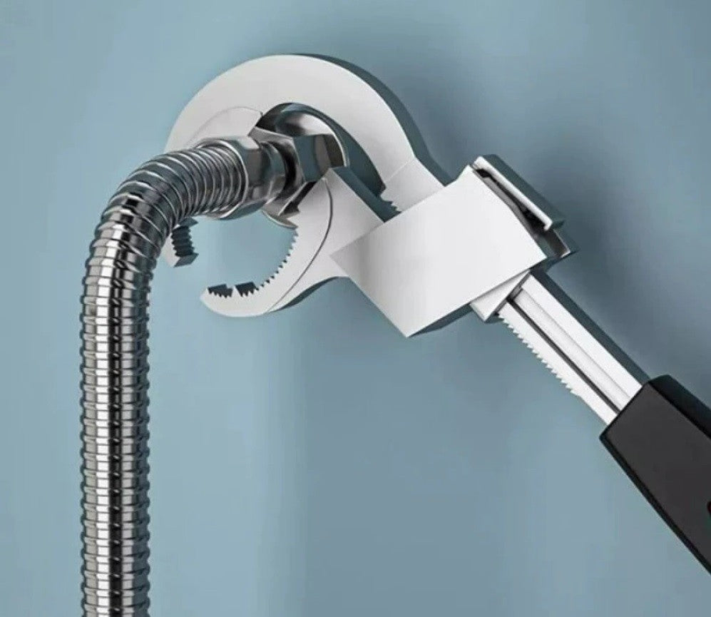 Univerzális, többfunkciós csavarkulcs