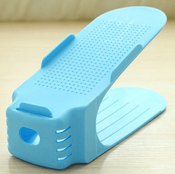 Helytakarékos cipőtároló