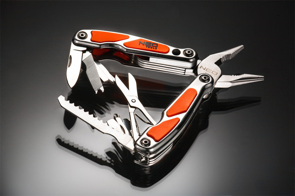 NEO TOOLS Multifunkciós szerszám, 12 funkció, beépített LED lámpa, nyitva/összecsukva: 155mm/100mm 01-026
