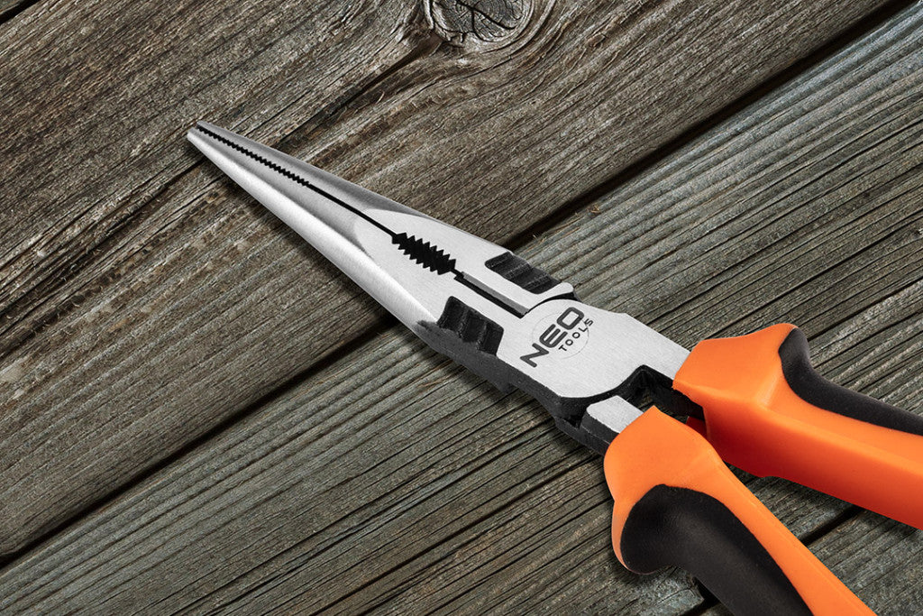 NEO TOOLS Hosszúcsőrű fogó 160MM 40% EnergiaMegtakarítás, csavarlazító fogazattal 25 év garanciával 01-154