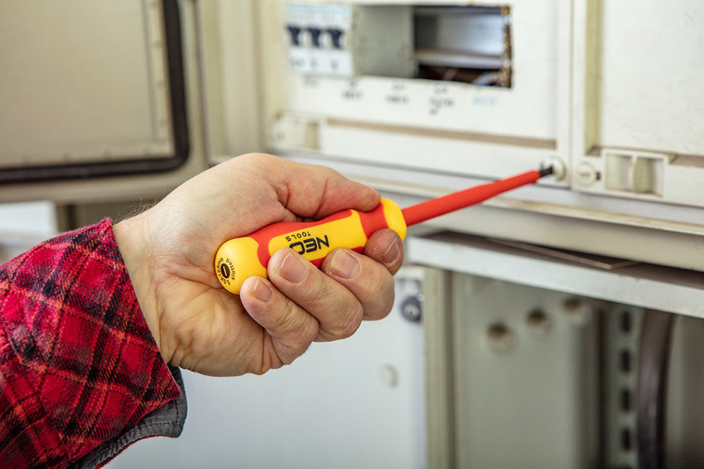 NEO TOOLS Szerszámkészlet 1000V, szigetelt 7db 25 év garanciával 01-235