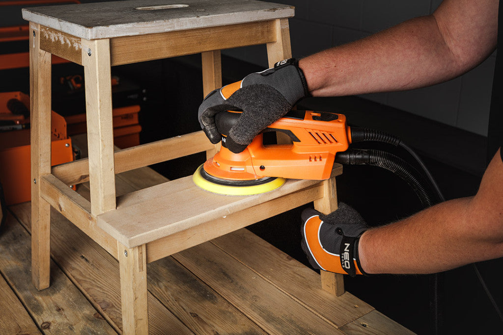 NEO TOOLS Csiszolókorong tépőzáras 150mm, P240, 9 lyukkal, 5db, 04-721-hez 08-996