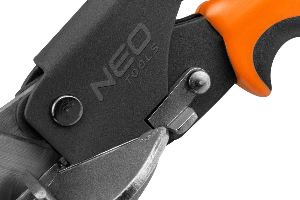 NEO TOOLS Profilvágó gérvágó olló, szögmérővel 01-260
