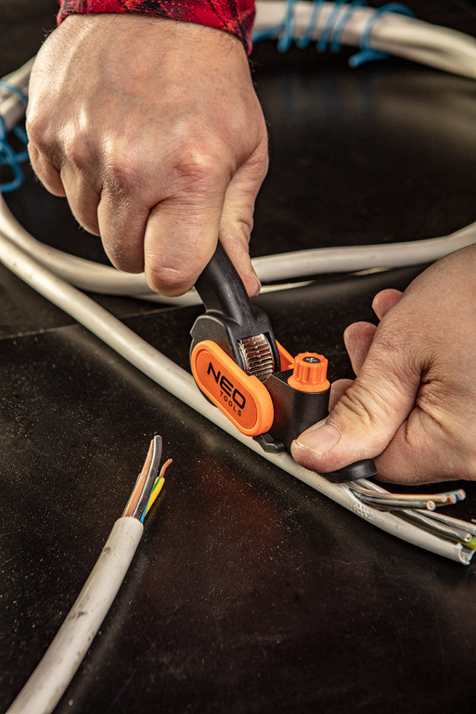 NEO TOOLS Kábelcsupaszító 170mm max. 5mm átm. 01-400