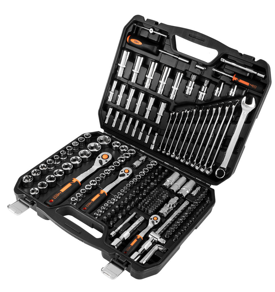 NEO TOOLS Dugókulcskészlet + szerszámkészlet 1/4", 3/8", 1/2", 219db 25 év garanciával 10-076