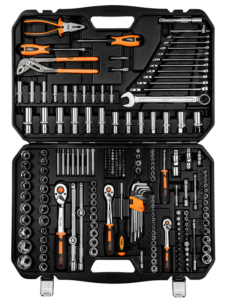 NEO TOOLS Dugókulcskészlet + szerszámkészlet 1/4", 3/8", 1/2", 233db 25 év garanciával 10-078