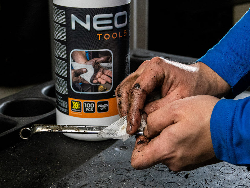 NEO TOOLS Kéztisztító kendő, 100 lap, ragasztó, gyanta, szilikon, lakk, festék, poliuretán hab és polimer 10-407