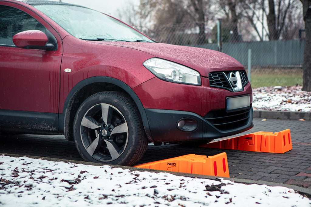 NEO TOOLS Autóemelő rámpa, kompozit műanyag 2db, 3000kg/pár teherbírás 10-478