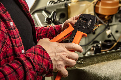 NEO TOOLS Krimpelő-, kábelsarufogó, MC4 napelemes csatlakozókhoz 25 év garanciával 01-555