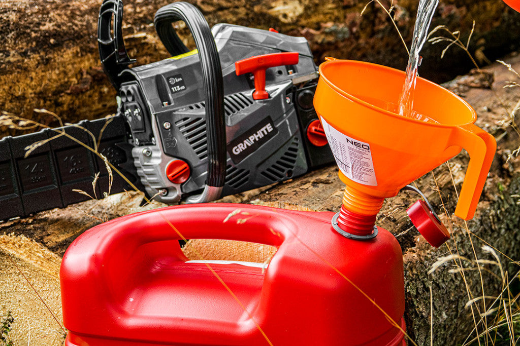 NEO TOOLS Üzemanyagkanna, műanyag(HDPE), 20l, kiöntővel 11-561