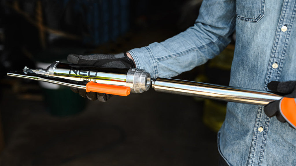 NEO TOOLS Hordópumpa, kézi, 18liter/perc, 60-200l-es hordókhoz 11-565