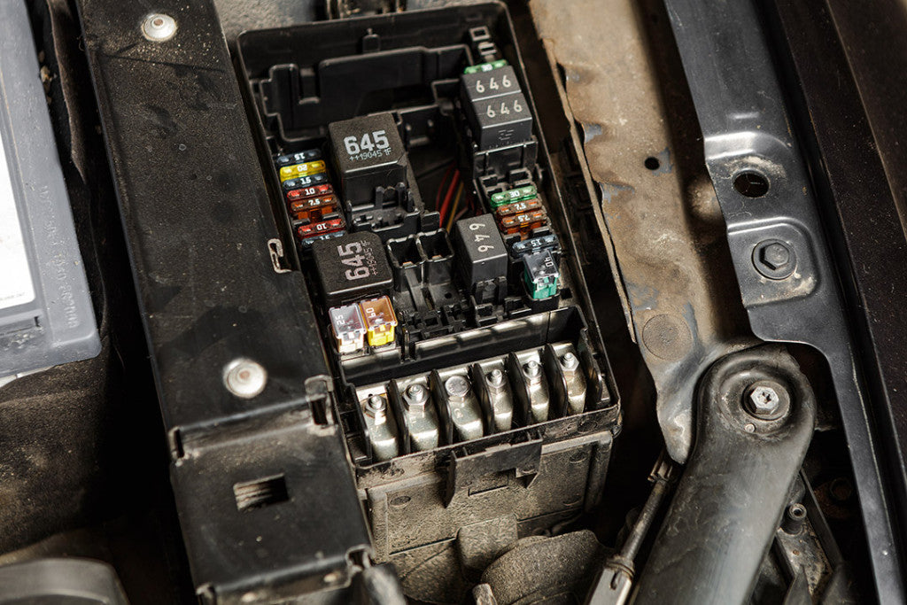 NEO TOOLS Gépkocsi biztositék készlet, 88db 11-993