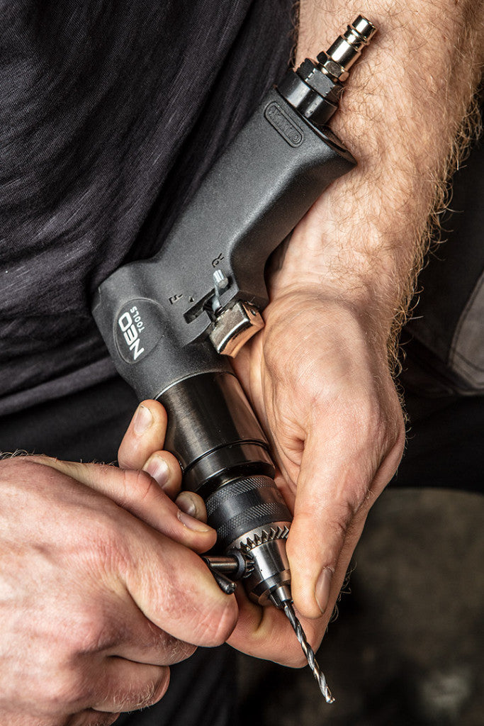 NEO TOOLS Pneumatikus fúrógép, 10mm, 1800rpm, irányváltó 2 év garanciával 14-514