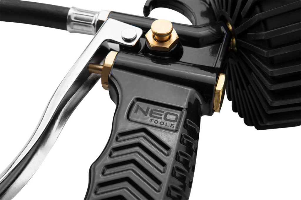 NEO TOOLS Pneumatikus kerékfúvó pisztoly, nyomásmérővel 80mm, dupla teherautó kerekekhez 14-716
