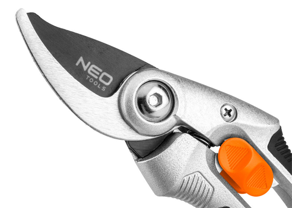 NEO TOOLS Metszőolló, mellévágó, max 20mm, teflon bevonat, alu ház, 210mm 15-212