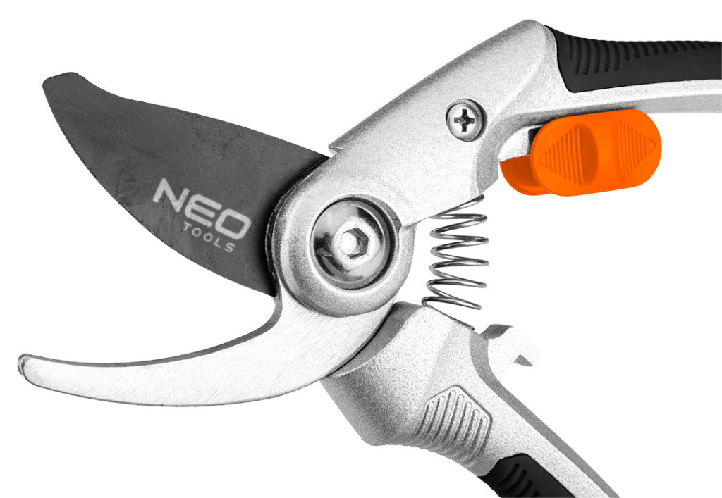 NEO TOOLS Metszőolló, mellévágó, max 20mm, teflon bevonat, alu ház, 210mm 15-212