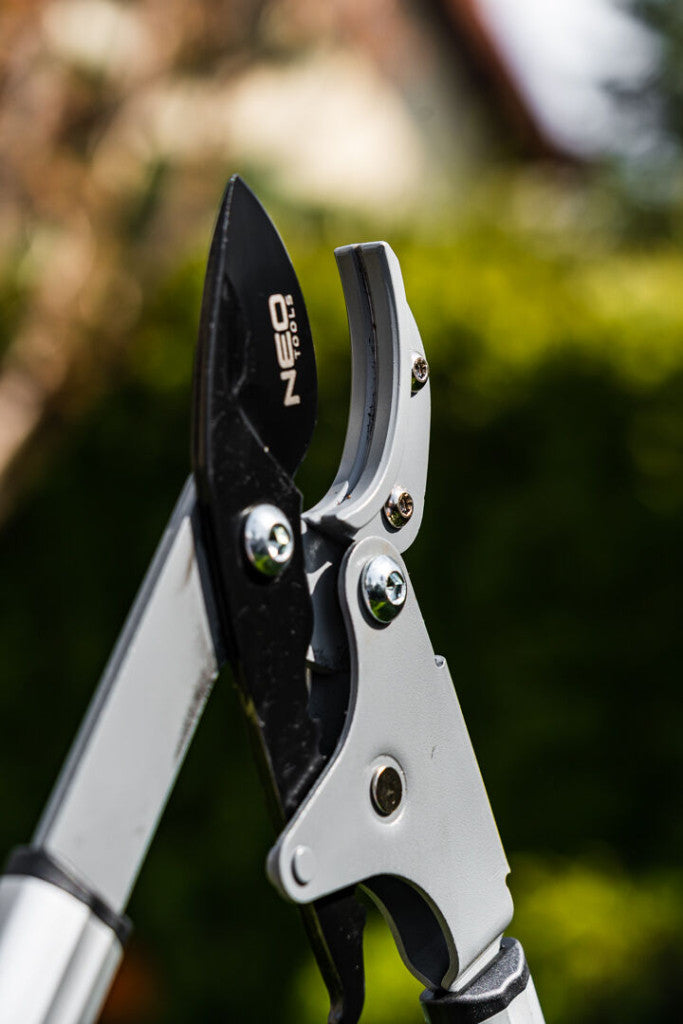 NEO TOOLS Ágvágó, rávágó, áttételes, 765mm, vágókap.: 40mm, alumínium nyél, teflon bevonat, 60% plusz erőátvitel 15-252