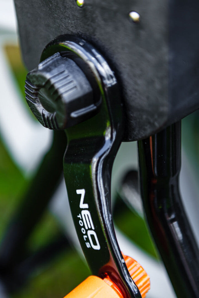 NEO TOOLS Tömlőkocsi, tömlőméret: 1/2" max60m, 3/4" max20 m, tömlővezetővel 15-792
