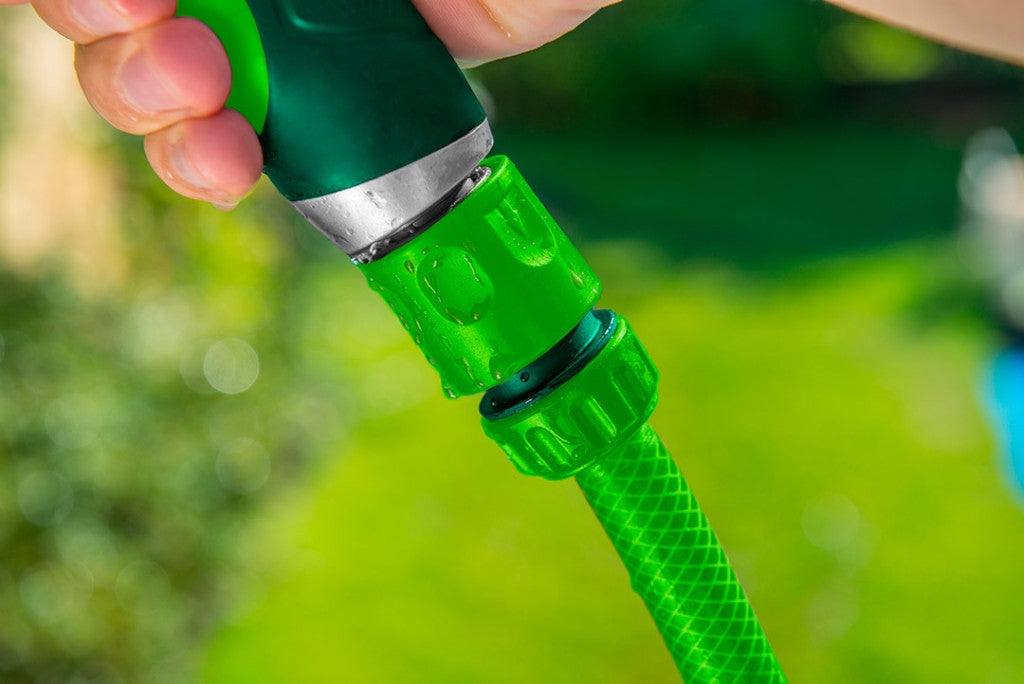 VERTO 30db Tömlő gyorscsatlakozó 1/2"vizstoppos, kínálódobozban 15G721-30