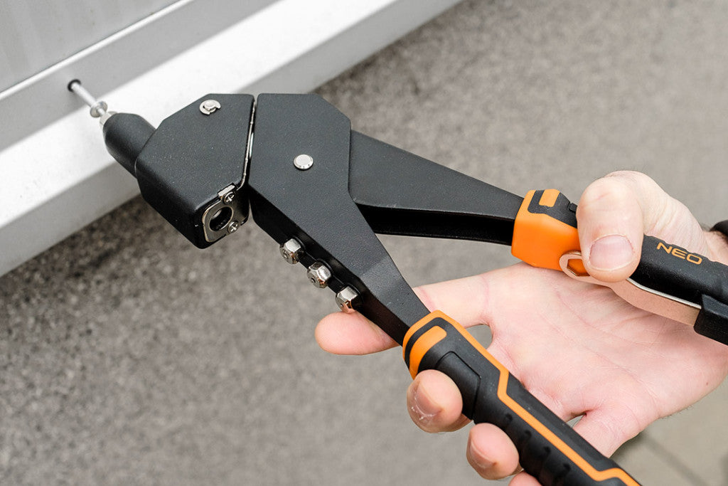 NEO TOOLS Popszegecshúzó, multi fejbeállítás, acél és alumínium szegecsekhez, 2,4/3,2/4,0/4,8 mm 18-102-1