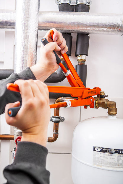 NEO TOOLS Csőfogó 90fok, 1" 25 év garanciával 02-130