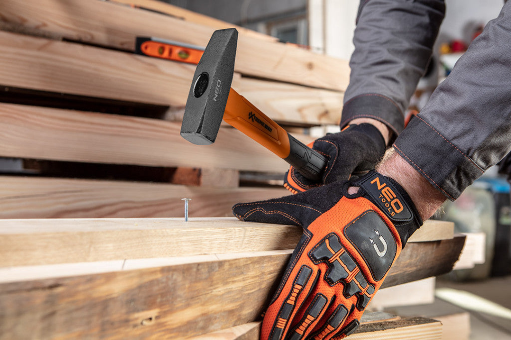 NEO TOOLS Általános kalapács 800g, üvegszál nyél, kétkomponensű markolat 25-146