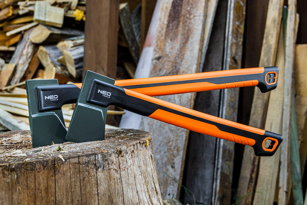 NEO TOOLS Fejsze 1200g, fej 850g, üvegszálas markolat 23.5" 27-032