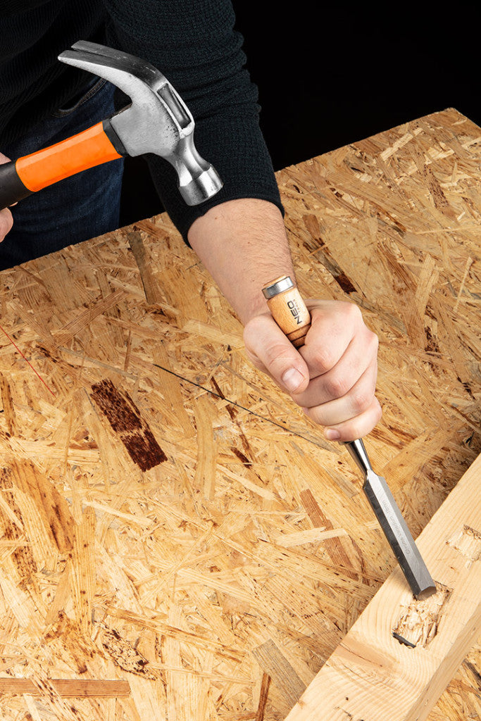 NEO TOOLS Favéső 18mm, CRV, fa nyéllel 37-818