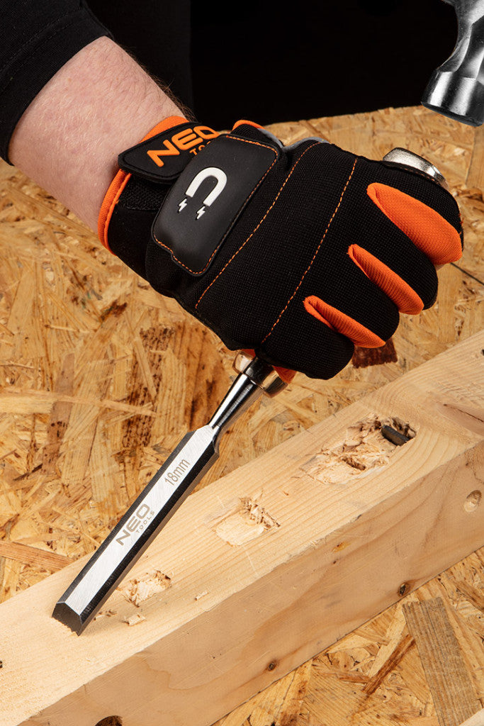 NEO TOOLS Favéső 18mm, CRV, 2-komponensű markolat 37-918