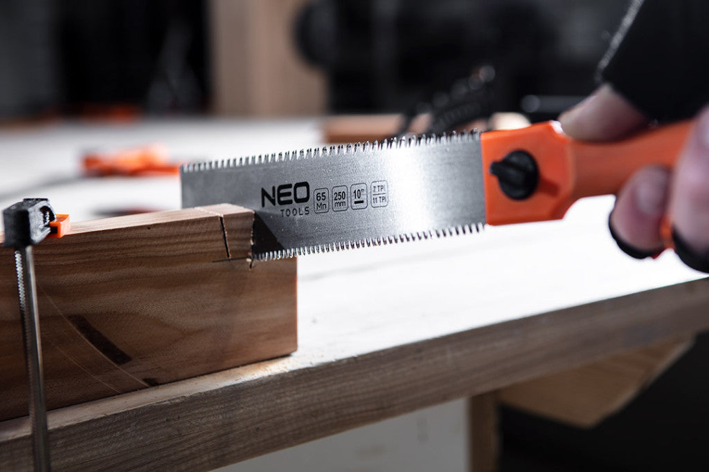 NEO TOOLS Japán fűrész, kétoldalas, fűrészlap:250mm(10"), 7 és 11 TPI 44-612