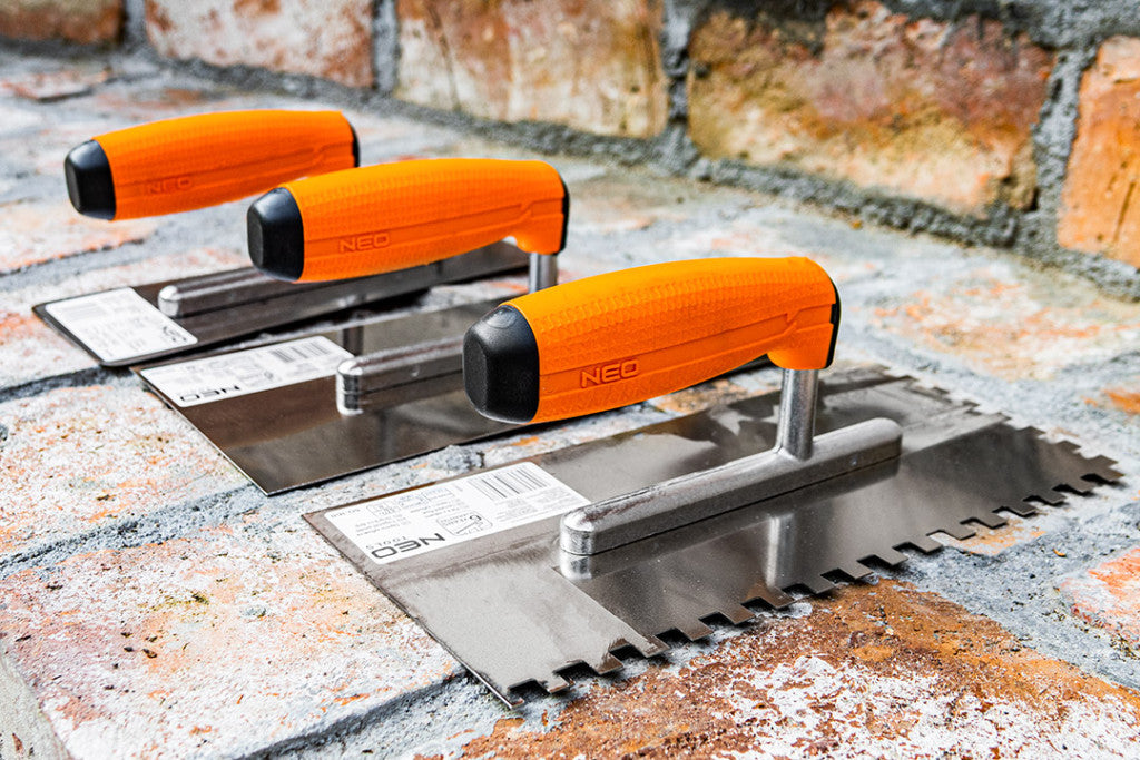 NEO TOOLS Acél simító, velencei, trapéz, íves sarkok, 240x97x80mm, kétkomponensű markolat 50-160