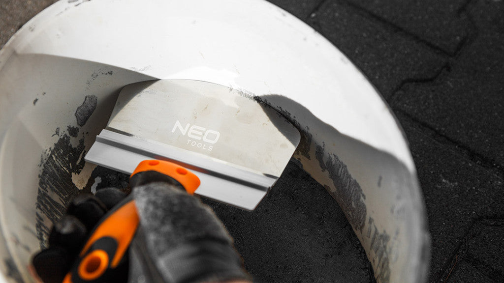NEO TOOLS Glett kiszedő spakli, vödörspakli, ívelt 160mm 50-361