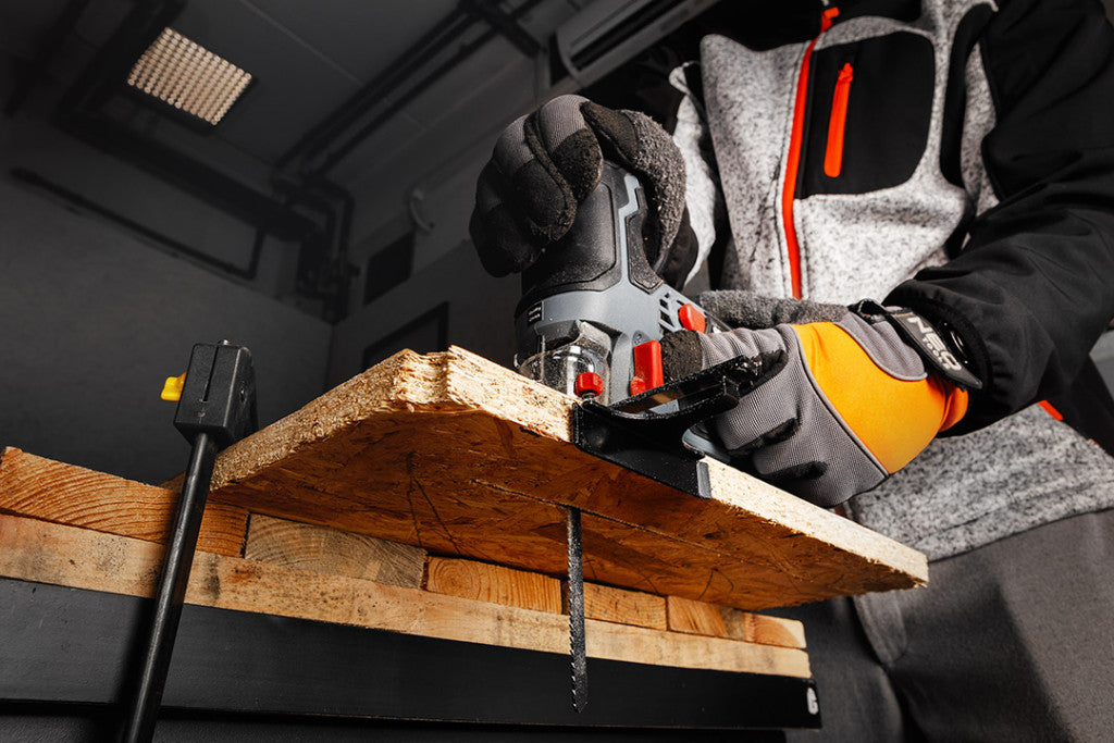 GRAPHITE Akkus, szénkefementes dekopírfűrész, Energy+, 18V, akku nélkül 3 év garanciával 58GE145
