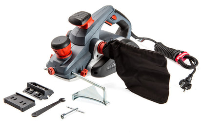 GRAPHITE GYALUGÉP 1300W 110MM 3 év garanciával 59G680