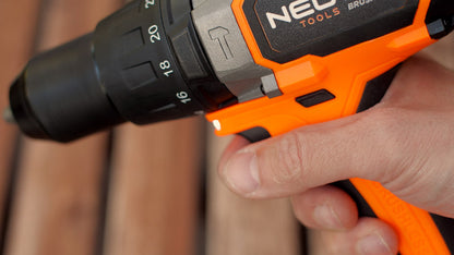 NEO TOOLS Akkus szénkefementes fúró, csavarozó, ütvefúró, Energy+, 100Nm 3 év garanciával 04-616