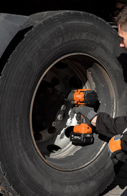 NEO TOOLS Akkus szénkefementes ütvecsavarozó 1/2"(négyszög), Energy+, 18V, 1100NM akku nélkül!!! 3 év garanciával 04-618