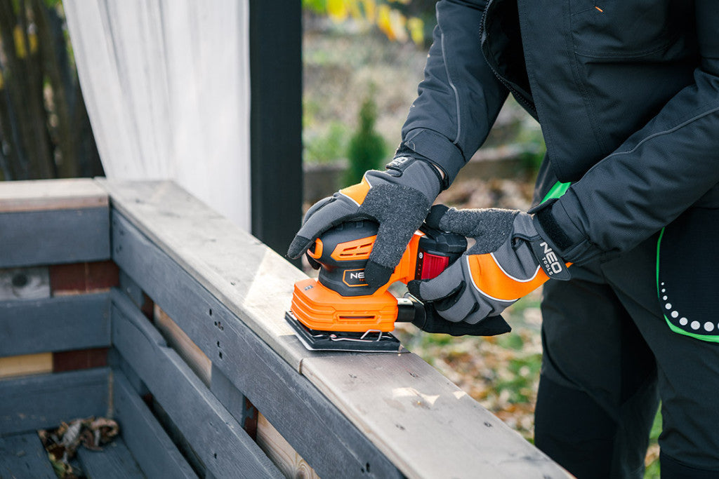 NEO TOOLS Akkus szénkefementes rezgőcsiszoló, Energy+, 18V, 3 cserélhető talppal, akku nélkül 3 év garanciával 04-623