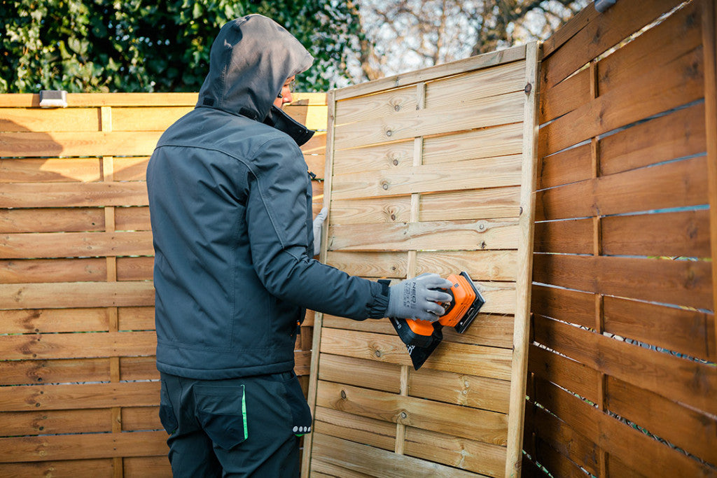 NEO TOOLS Akkus szénkefementes rezgőcsiszoló, Energy+, 18V, 3 cserélhető talppal, akku nélkül 3 év garanciával 04-623