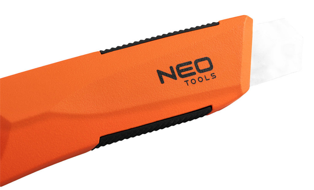 NEO TOOLS Törhető pengés kés 18mm, puha markolat, fém vezetősín 63-060