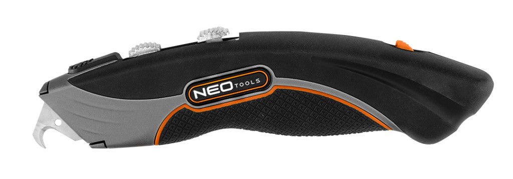 NEO TOOLS Trapézpengés kés, fémházas  6db kampós és trapéz pengével 63-700