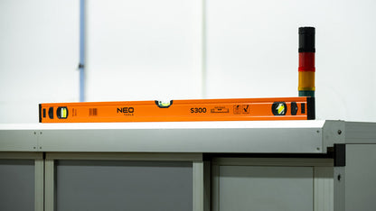 NEO TOOLS Vízmérték, alu, 3 libellás, S 300, 80cm 71-133