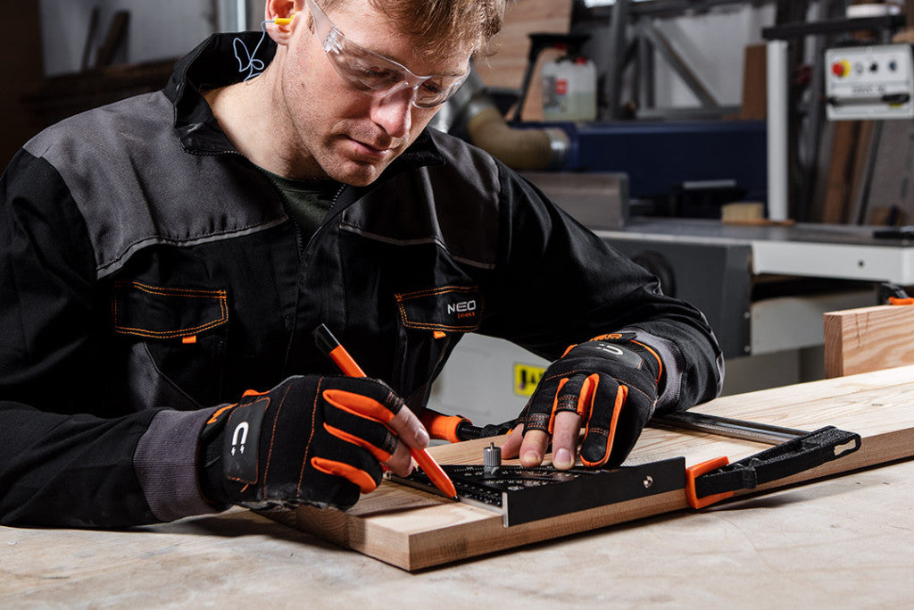 NEO TOOLS Talpas derékszög, alumínium, kiegészítő vonalzóval, 45 fokos szárral, mérőskálával, 185mm 72-105
