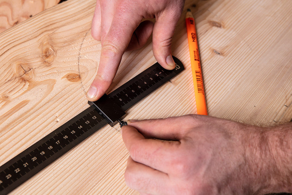 NEO TOOLS Műszaki vonalzó mélységütközővel, 30cm 72-200