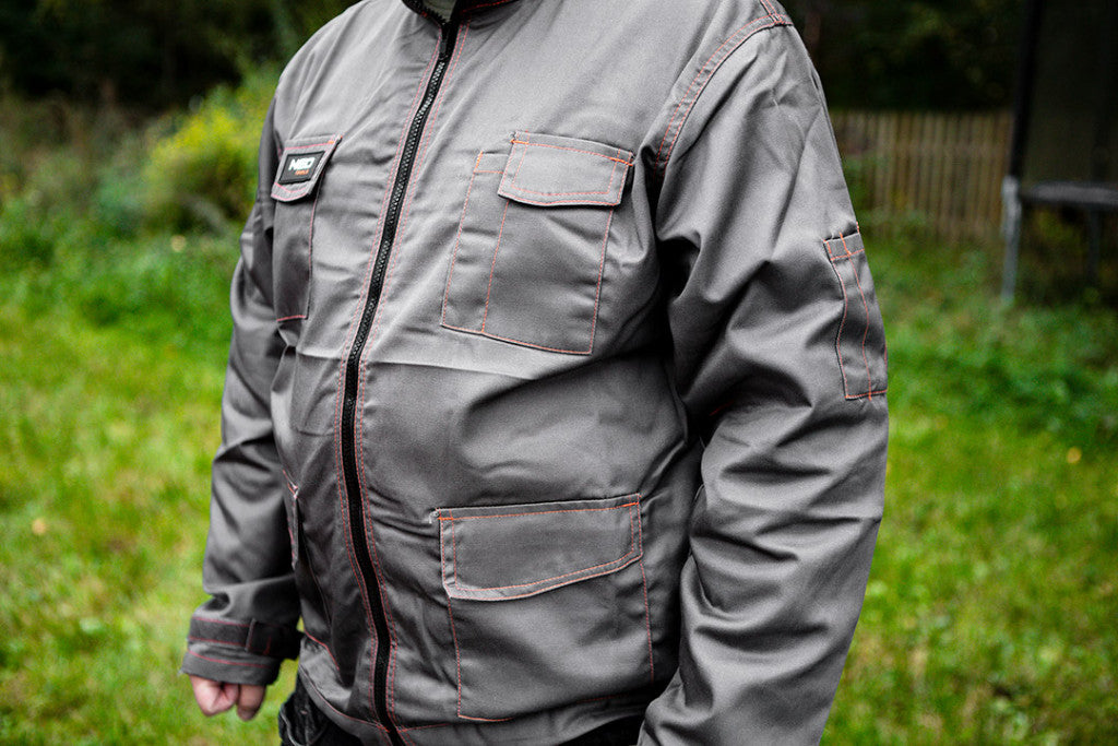 NEO TOOLS Munkavédelmi kabát, BASIC, L/54, 35% pamut, 65% polyester, Többfunkciós zsebek, gumírozott derék, CE EN341 81-410-LD