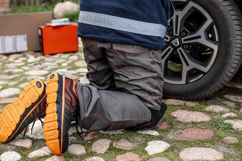 NEO TOOLS Munkásnadrág, BASIC, M/50, 35% pamut, 65% polyester, 245 g/m2, Többfunkciós zsebek, térdprotektor zseb, M 81-420-M